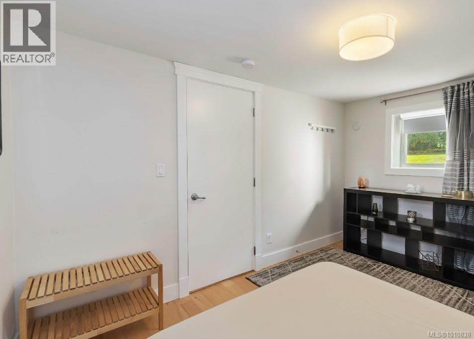  3854 Ascot Drive, Saanich