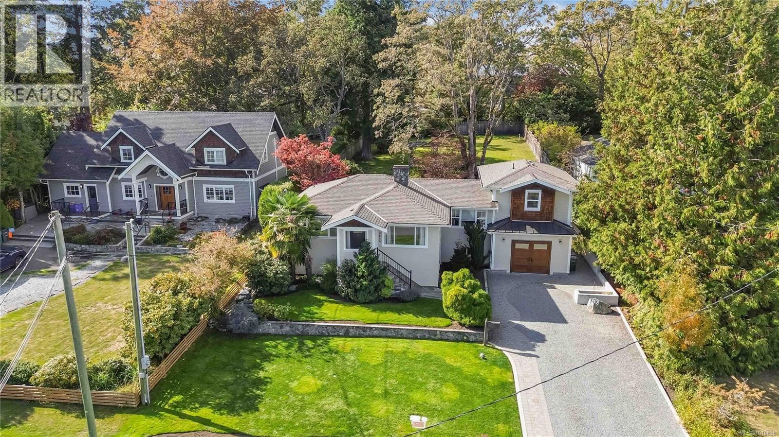  3854 Ascot Drive, Saanich