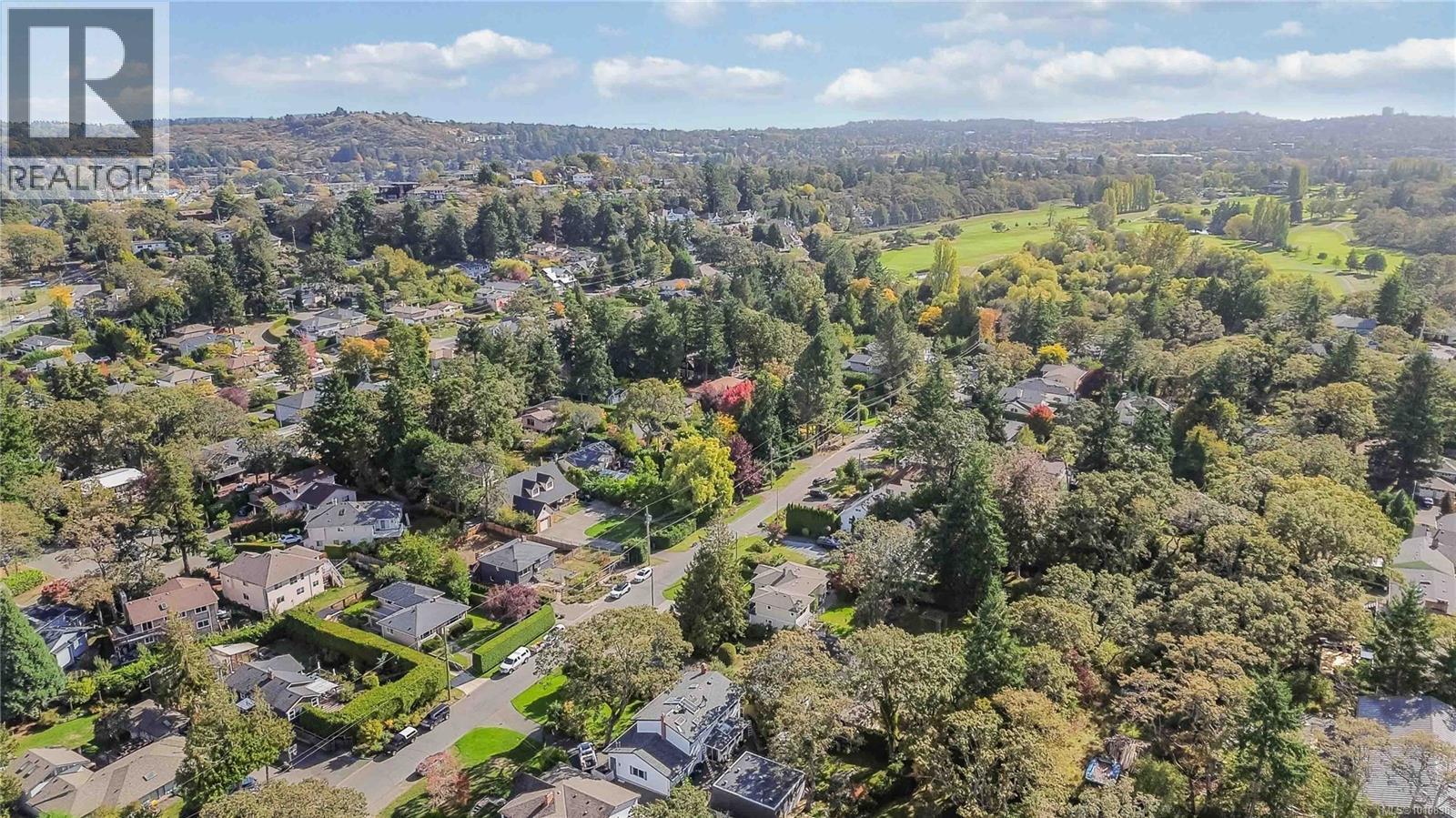  3854 Ascot Drive, Saanich