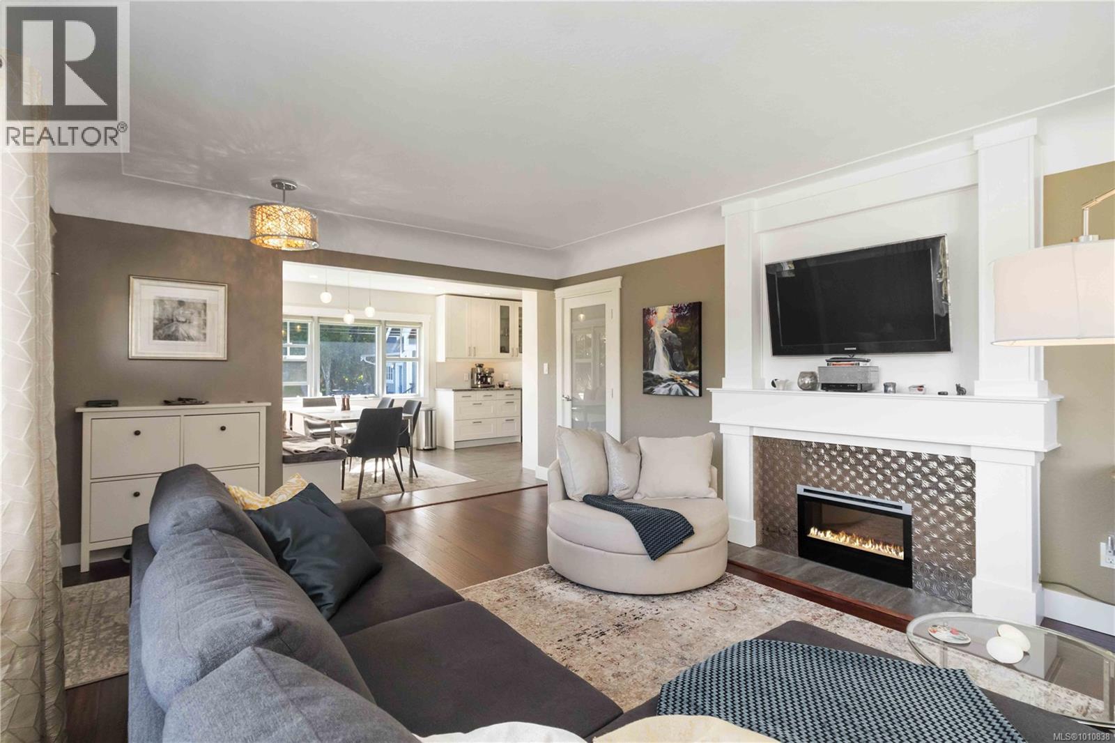  3854 Ascot Drive, Saanich