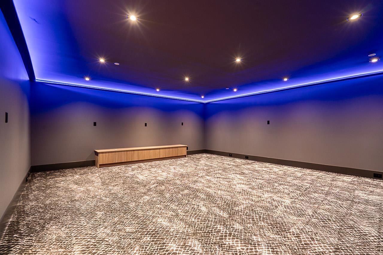 1232 PARKER STREET, White Rock