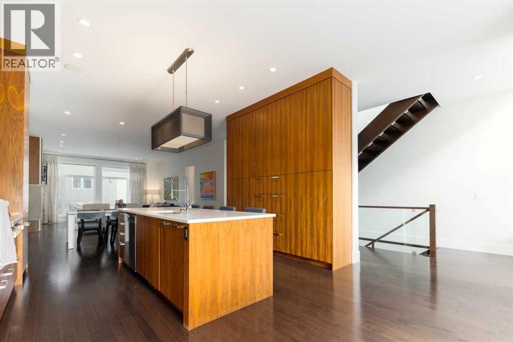 Single Family House for Sale in   Avenue SW Richmond Calgary 