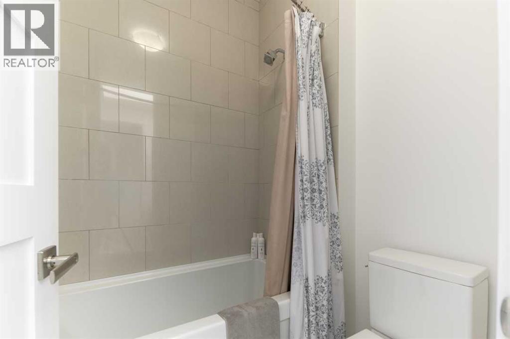 Single Family House for Sale in   Avenue SW Richmond Calgary 