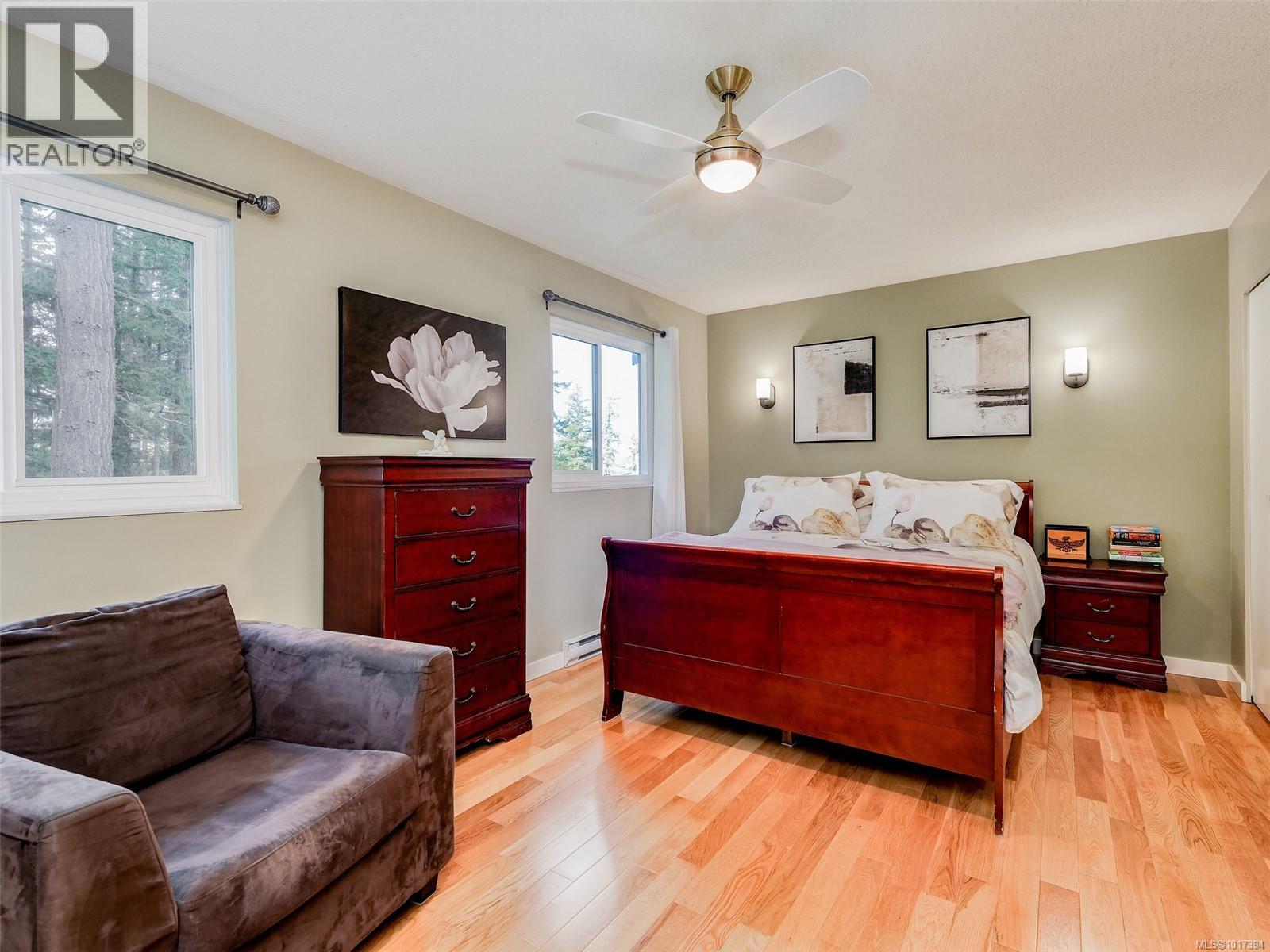  22 Falstaff Place, View Royal