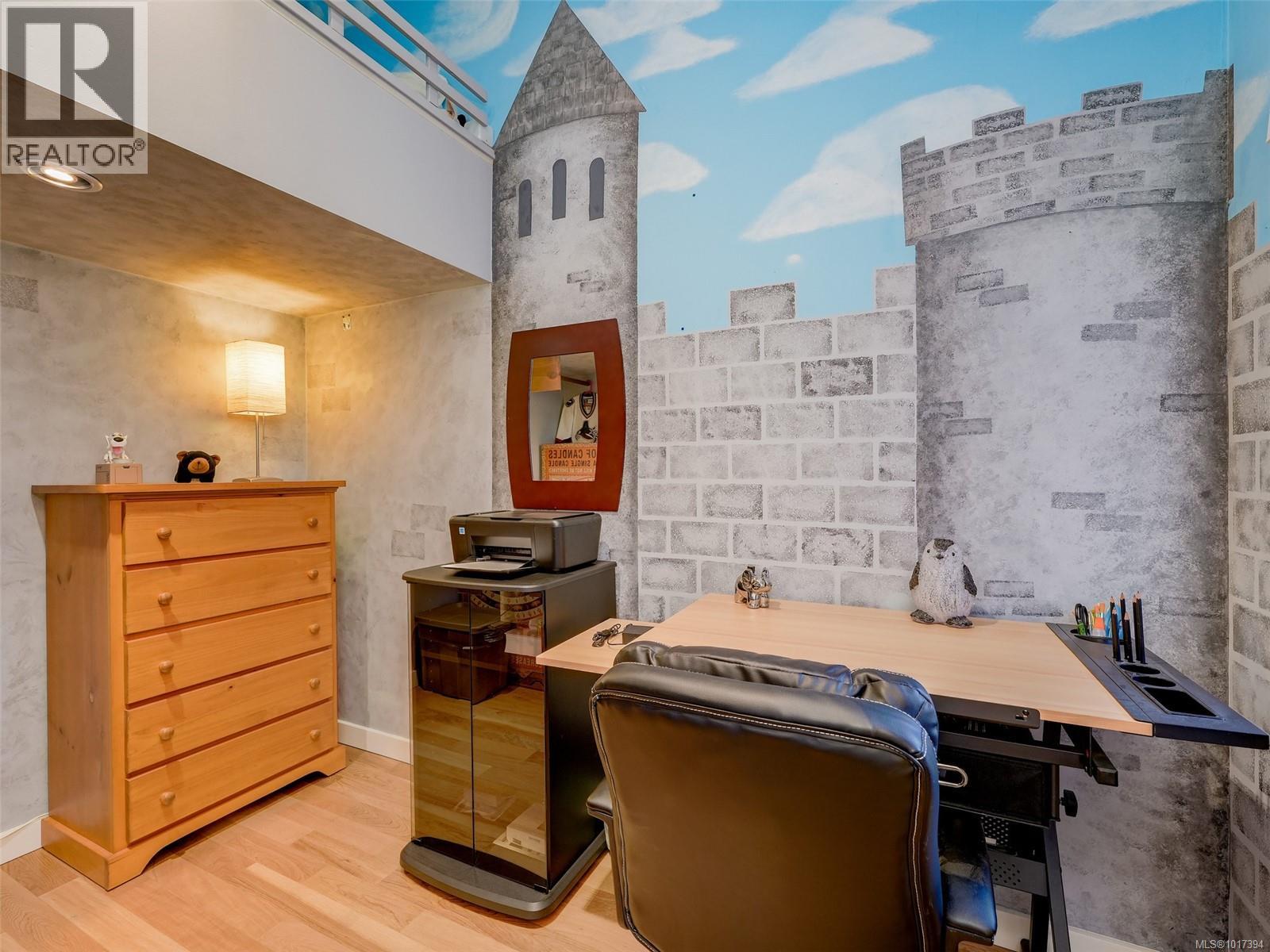  22 Falstaff Place, View Royal