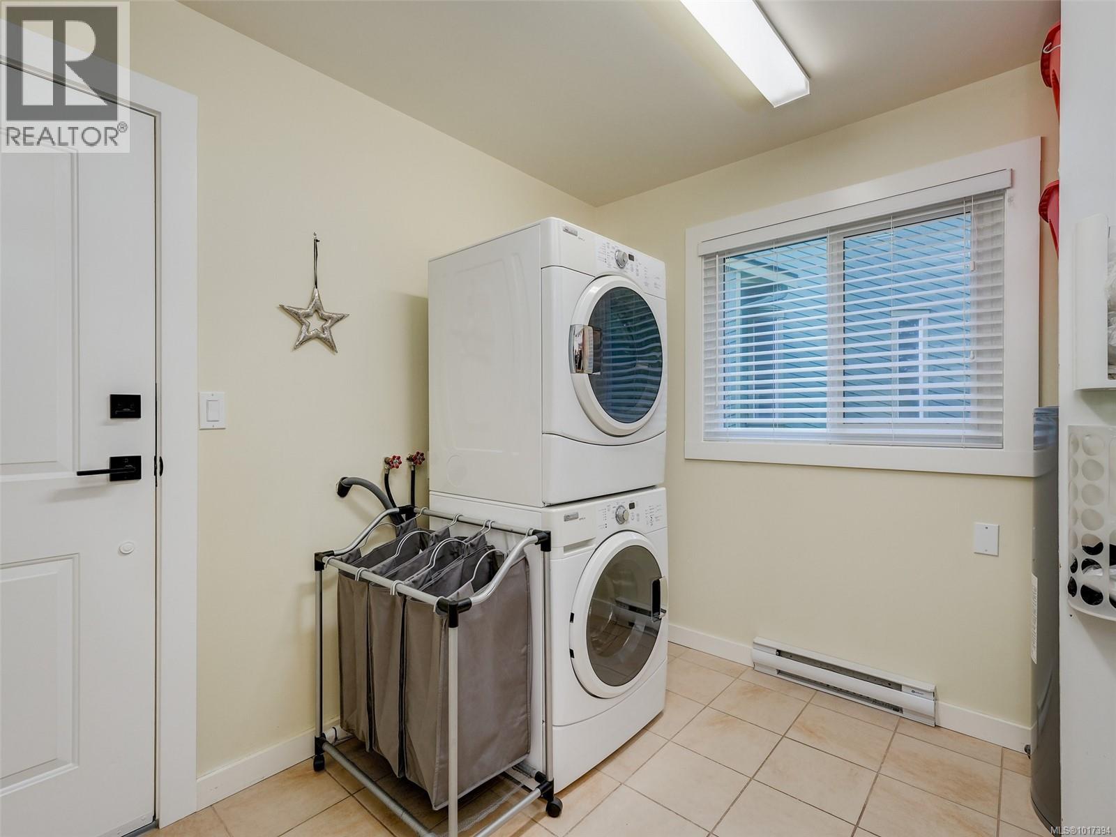  22 Falstaff Place, View Royal