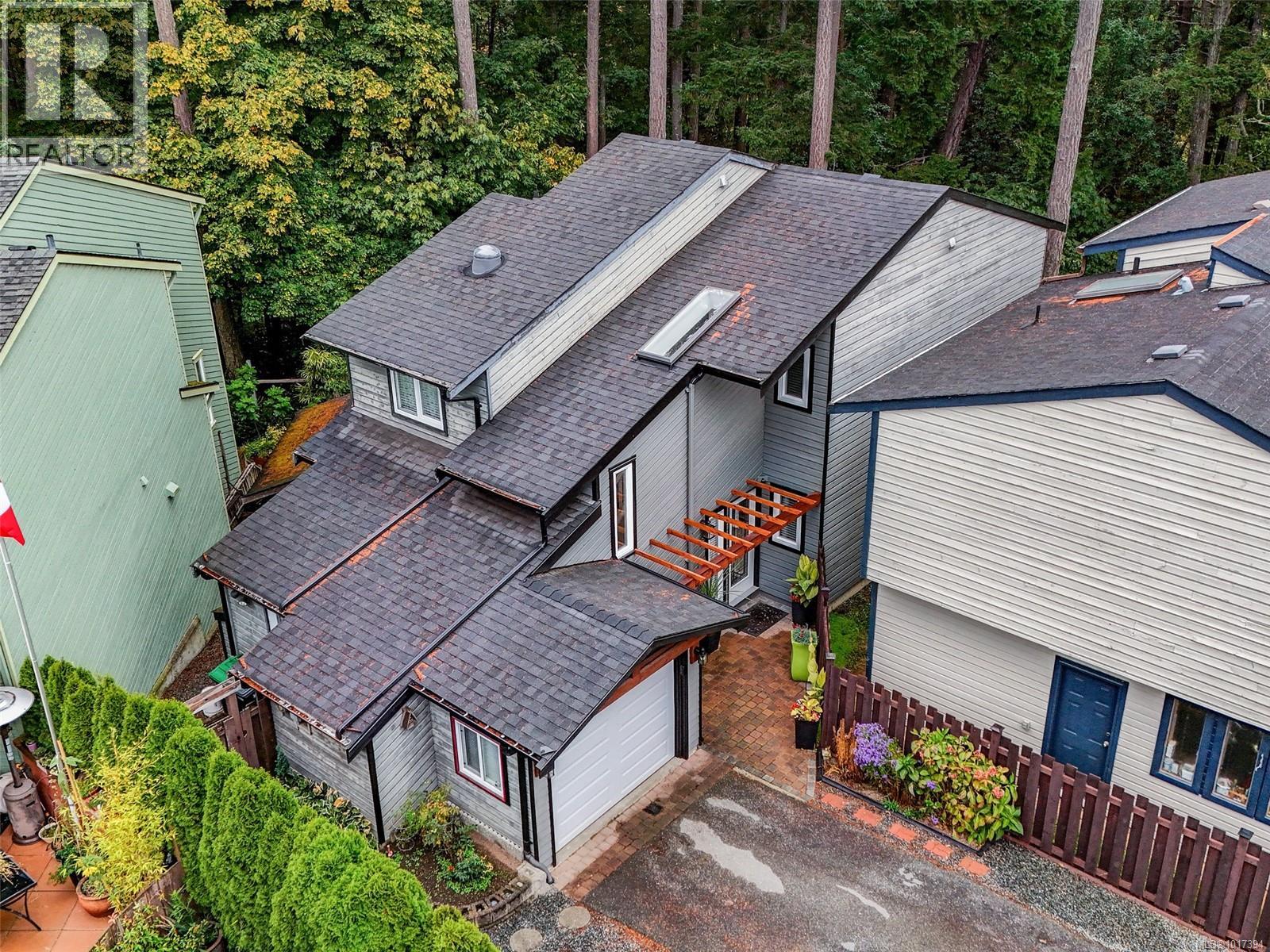  22 Falstaff Place, View Royal