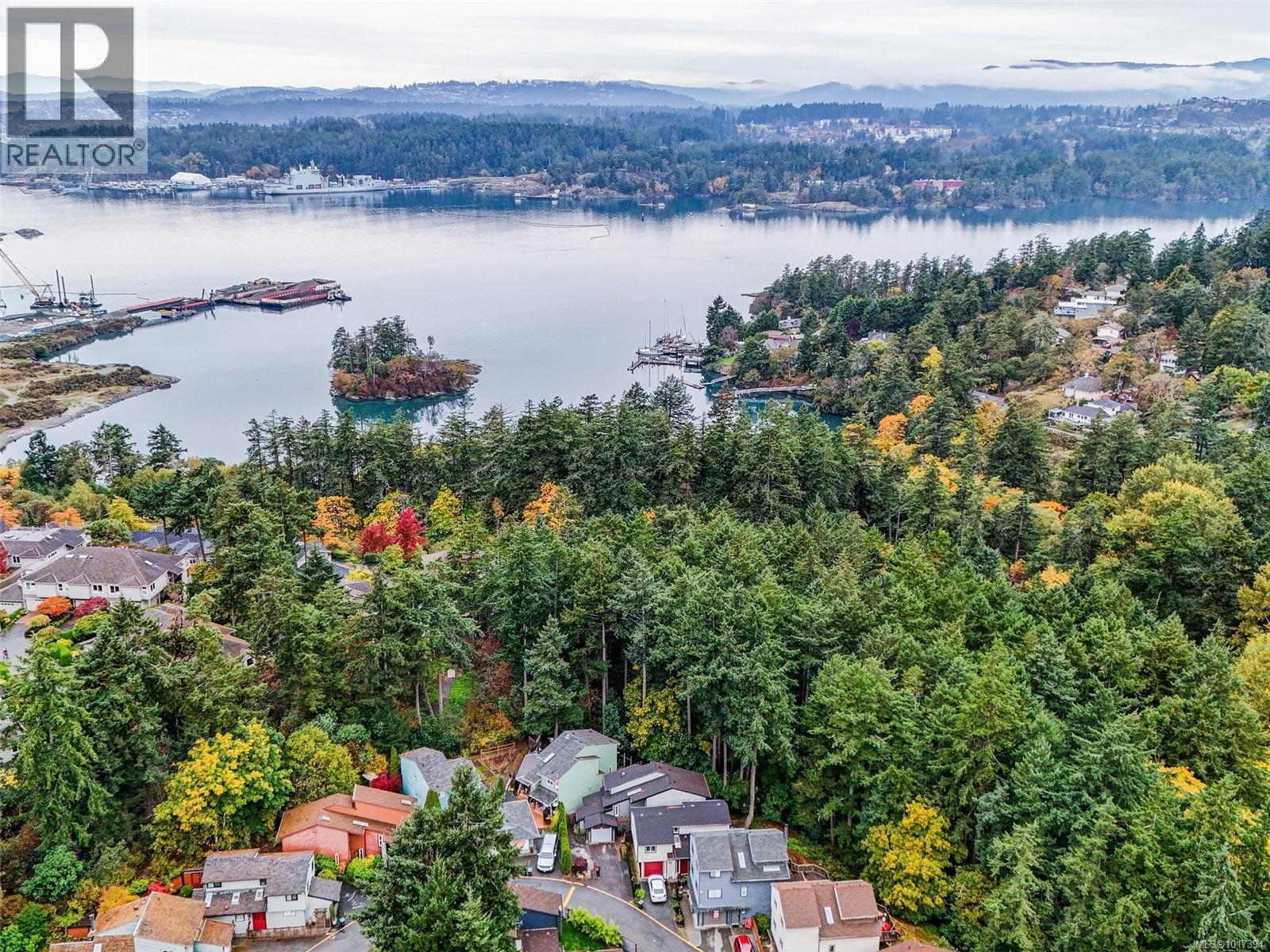  22 Falstaff Place, View Royal