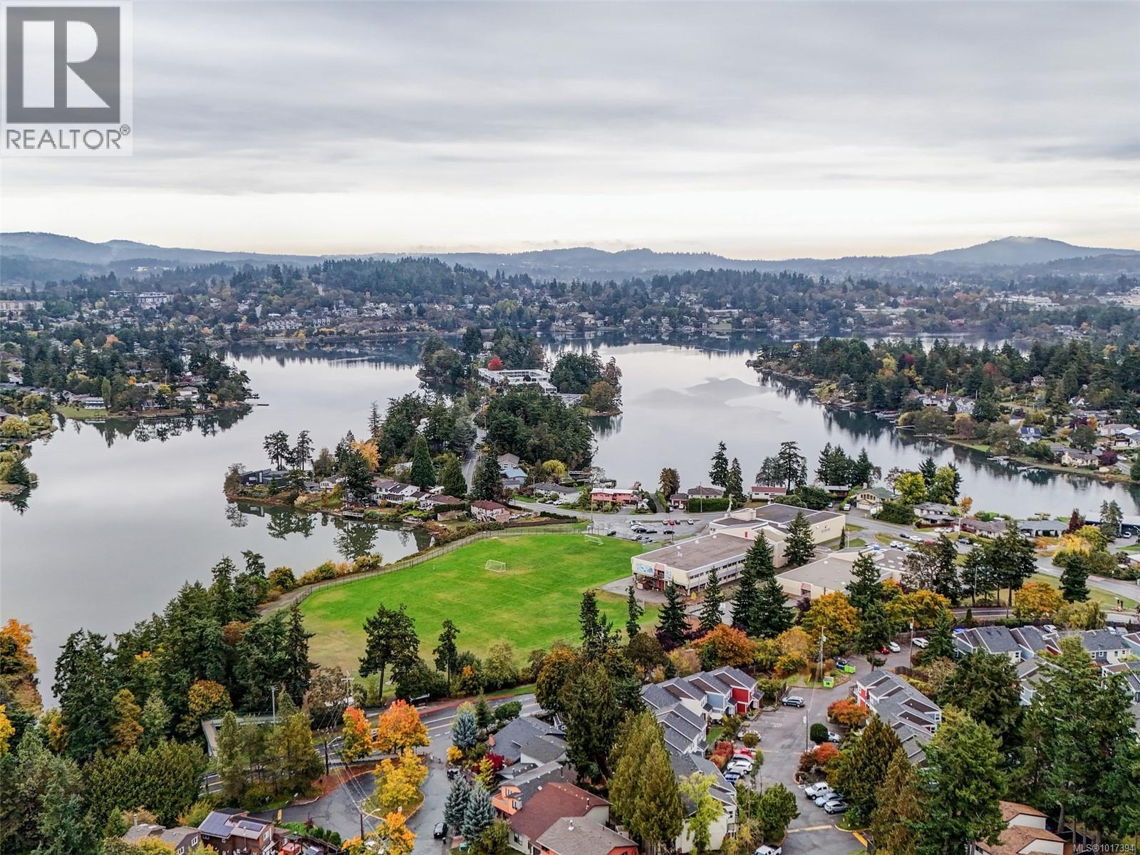  22 Falstaff Place, View Royal