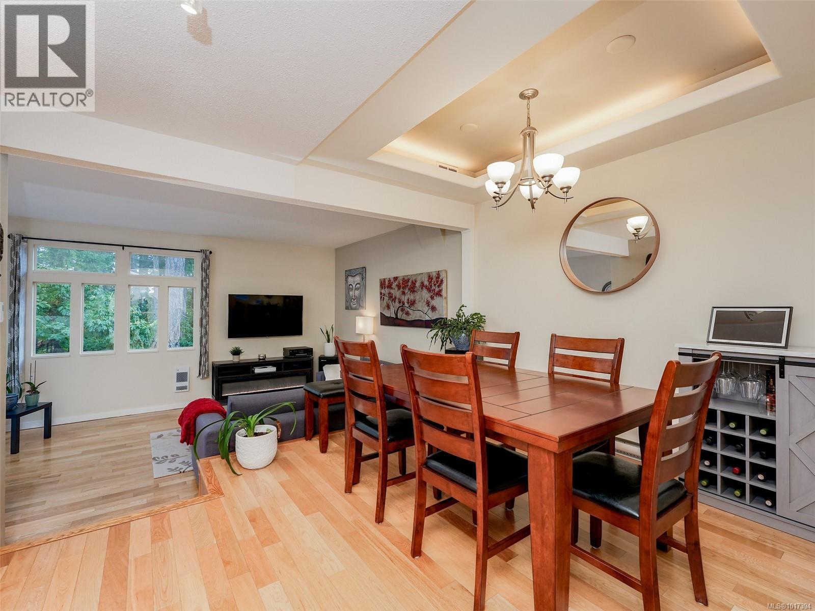  22 Falstaff Place, View Royal