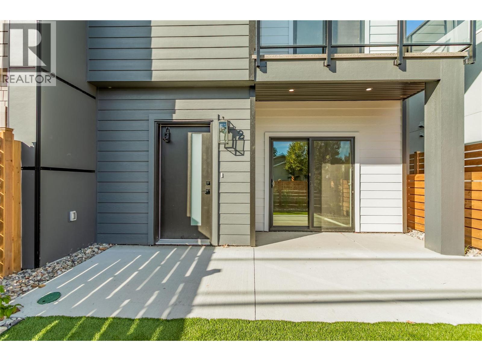 2 1916 Ethel Street, Kelowna