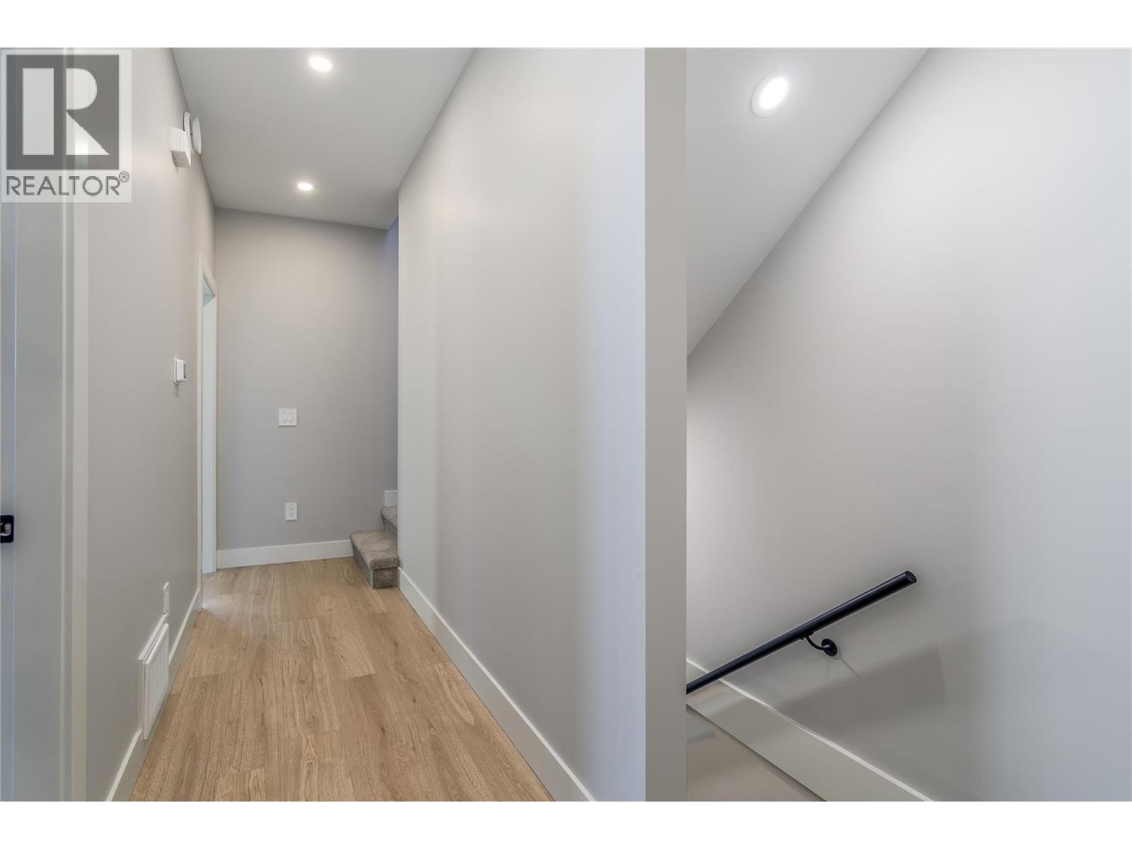 2 1916 Ethel Street, Kelowna