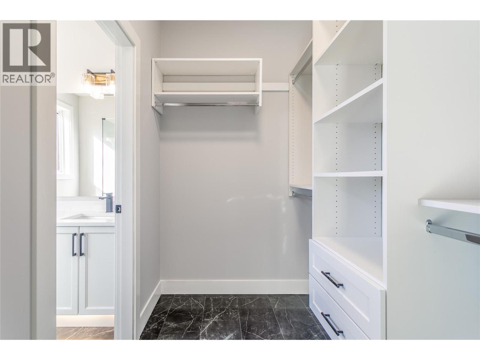 2 1916 Ethel Street, Kelowna