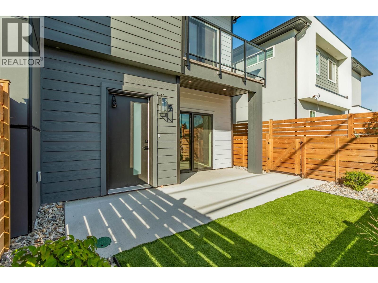 2 1916 Ethel Street, Kelowna