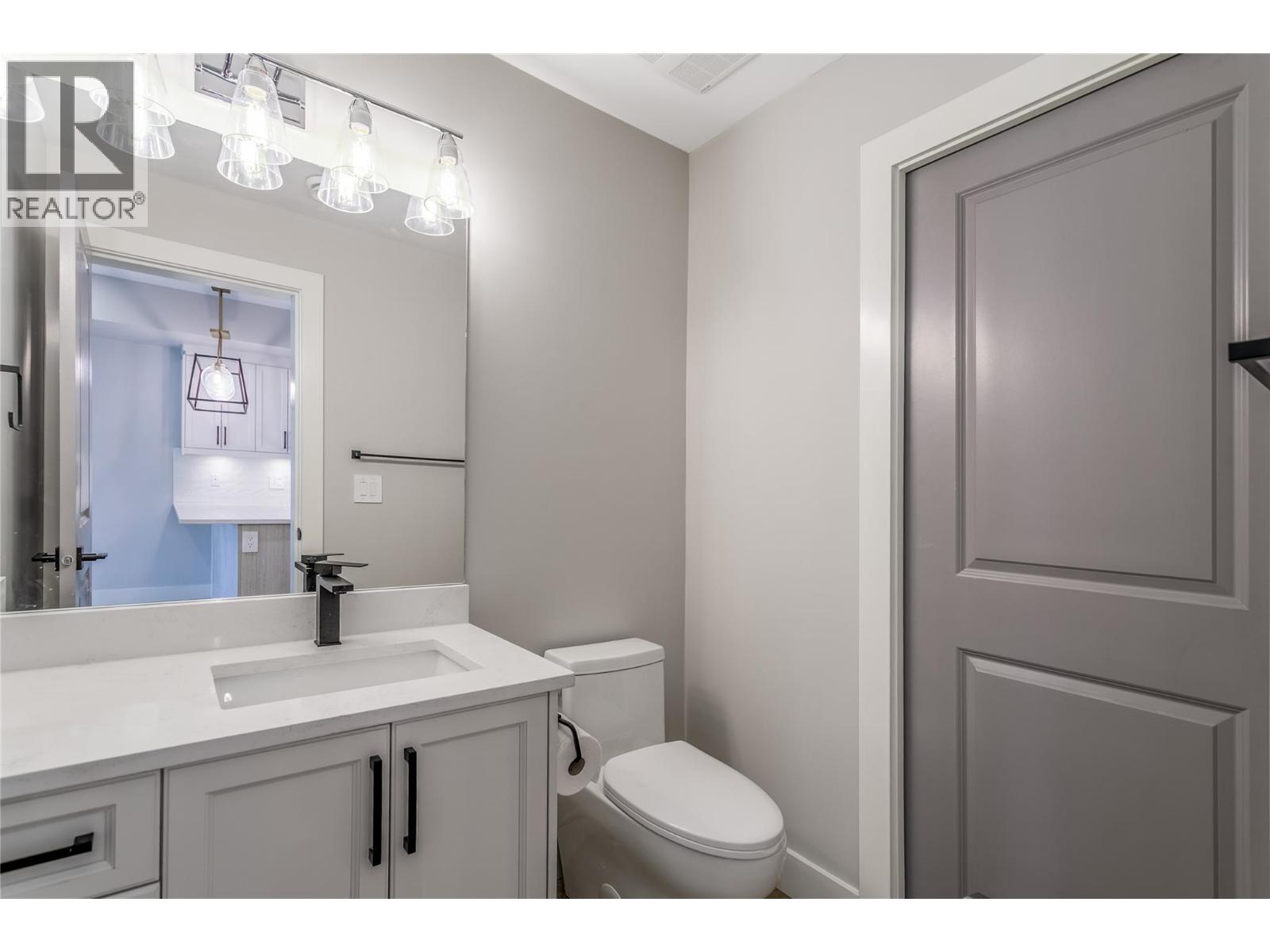 2 1916 Ethel Street, Kelowna