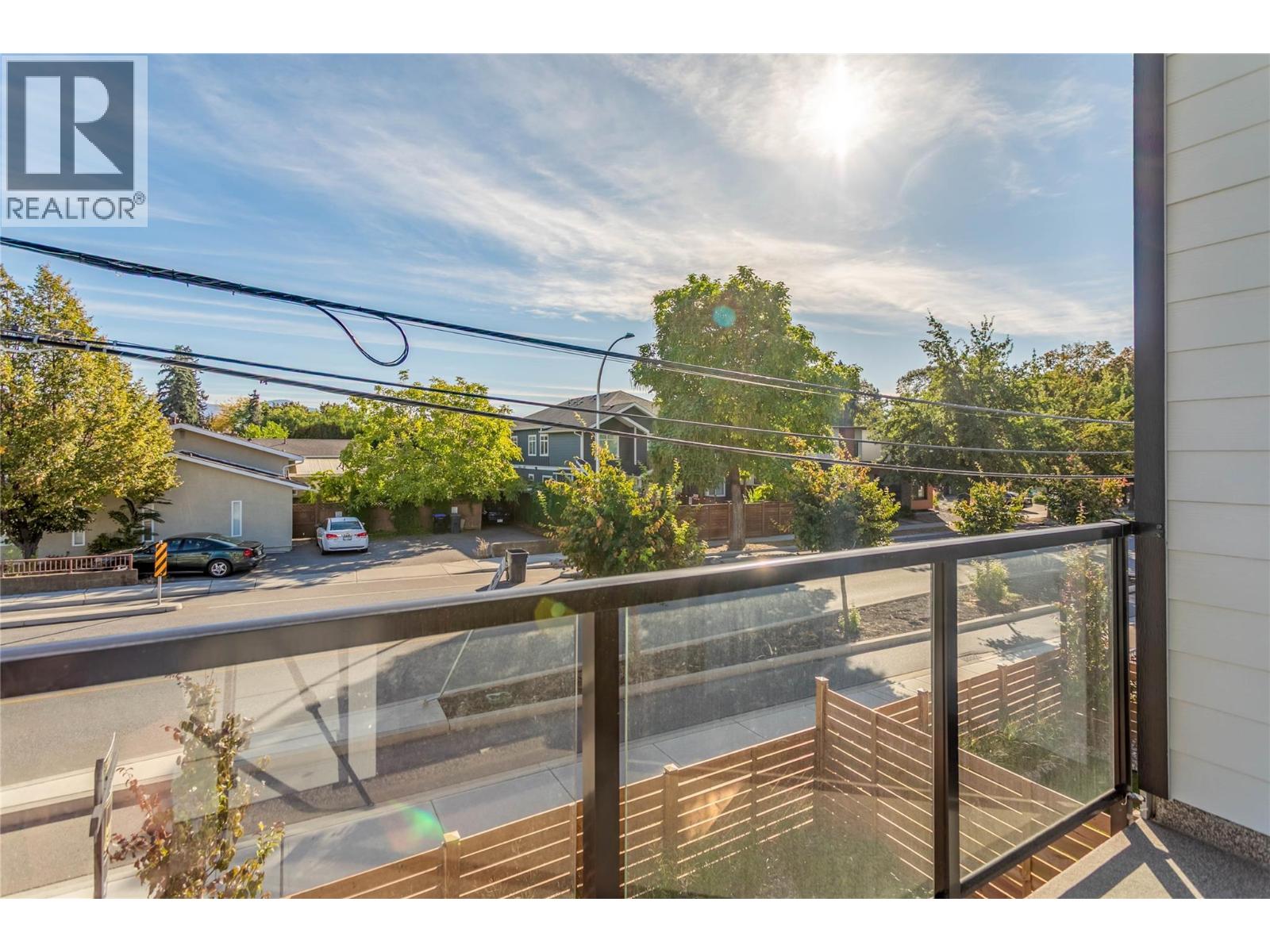 2 1916 Ethel Street, Kelowna