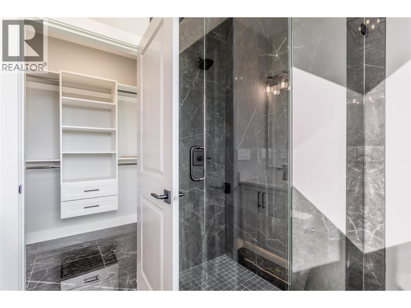 2 1916 Ethel Street, Kelowna