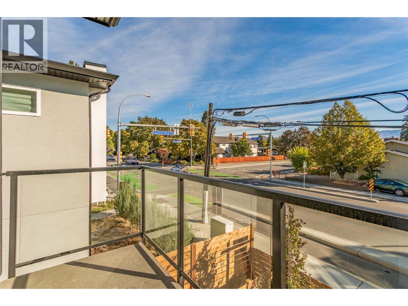 2 1916 Ethel Street, Kelowna