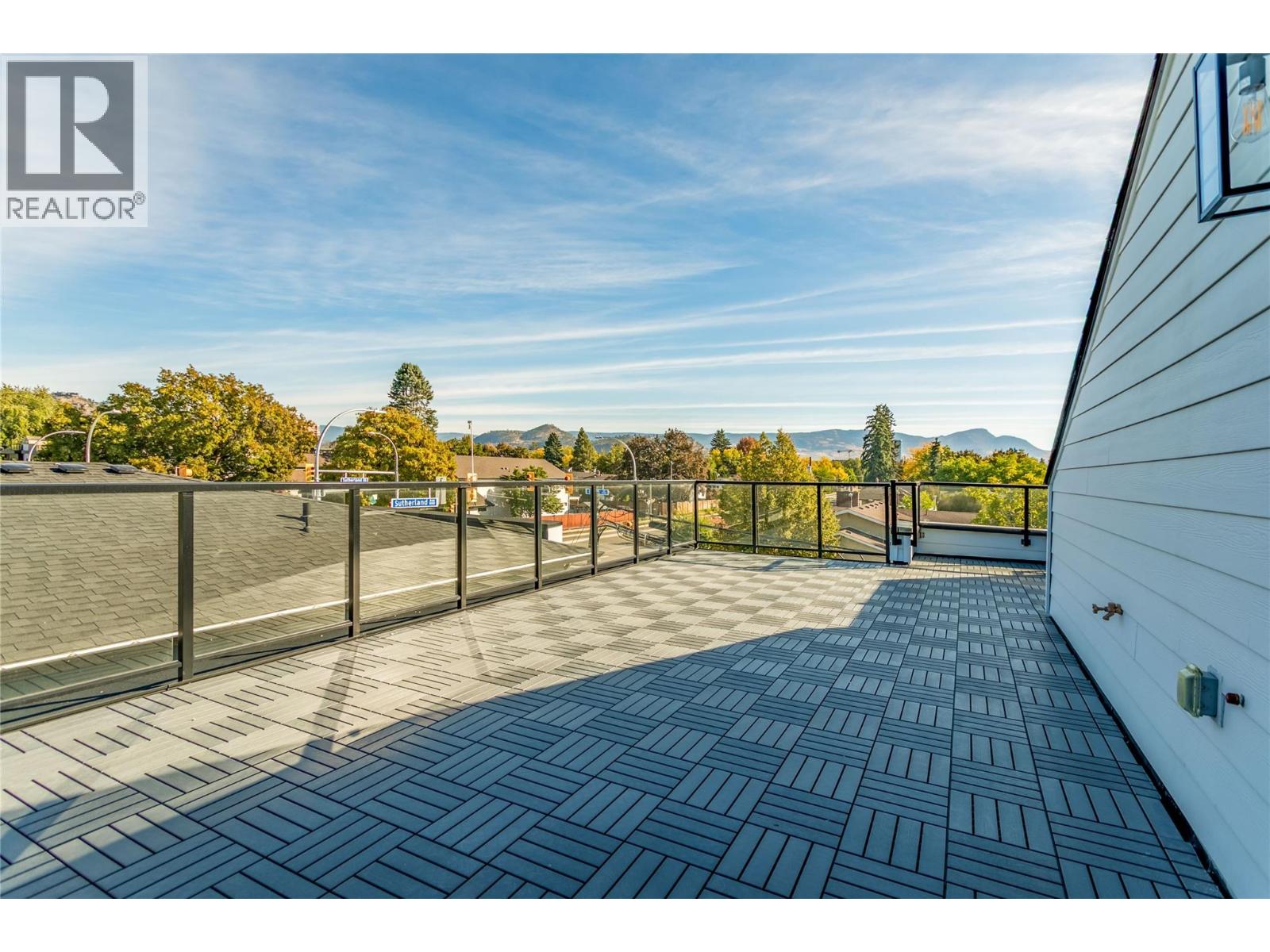 2 1916 Ethel Street, Kelowna