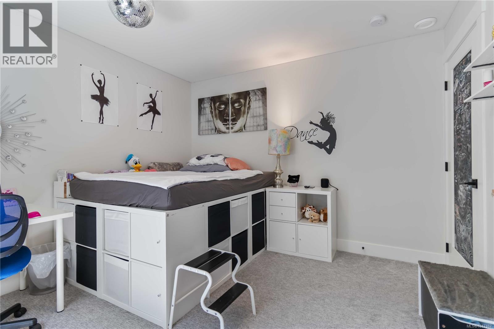  2512 West Trail Court, Sooke