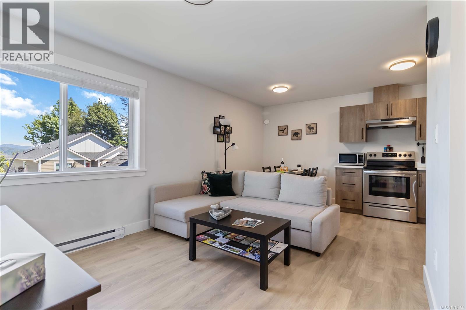  2512 West Trail Court, Sooke