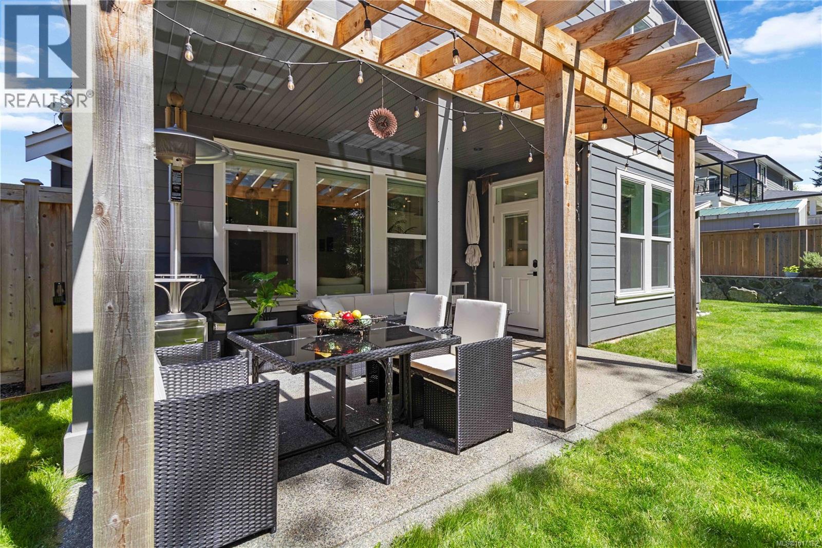  2512 West Trail Court, Sooke