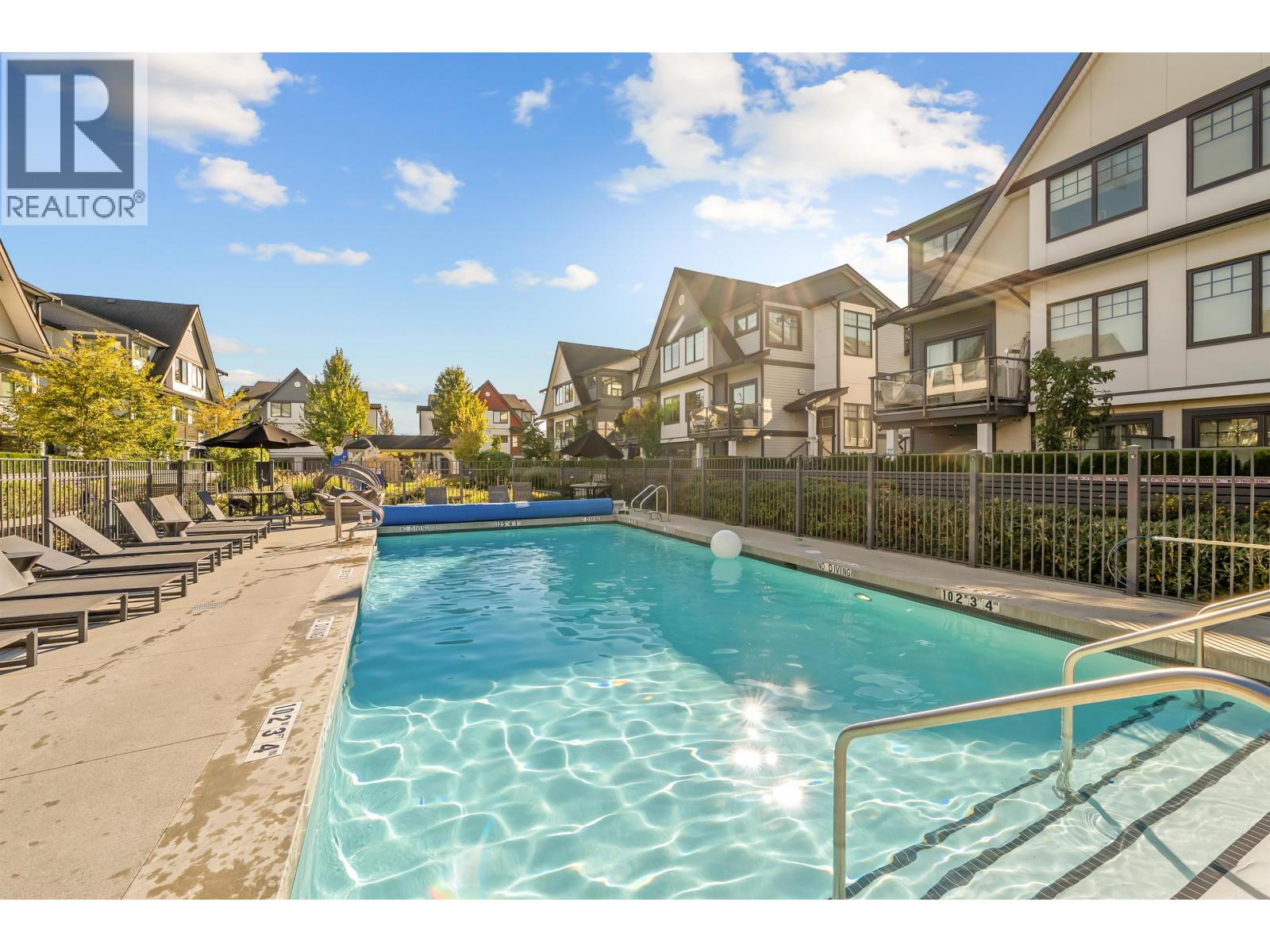 87 19451 SUTTON AVENUE, Pitt Meadows