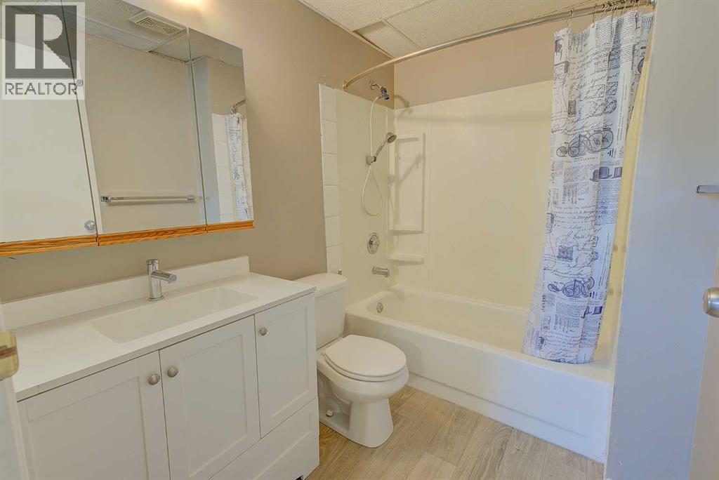 Single Family House Bungalow for Sale in   Avenue Glendale Red Deer 