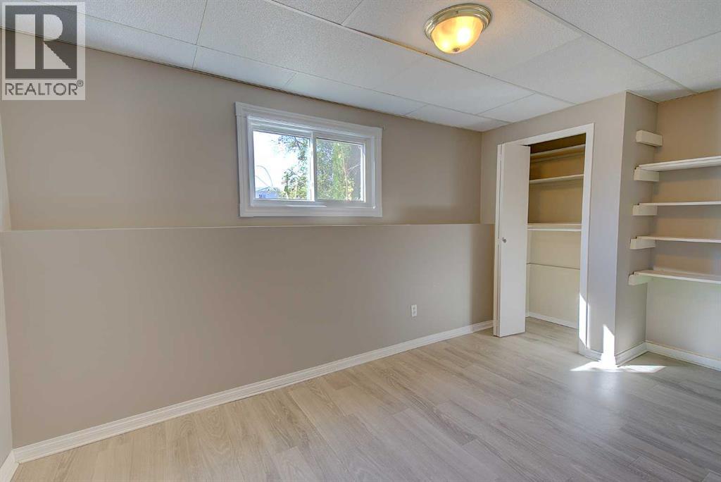 Single Family House Bungalow for Sale in   Avenue Glendale Red Deer 