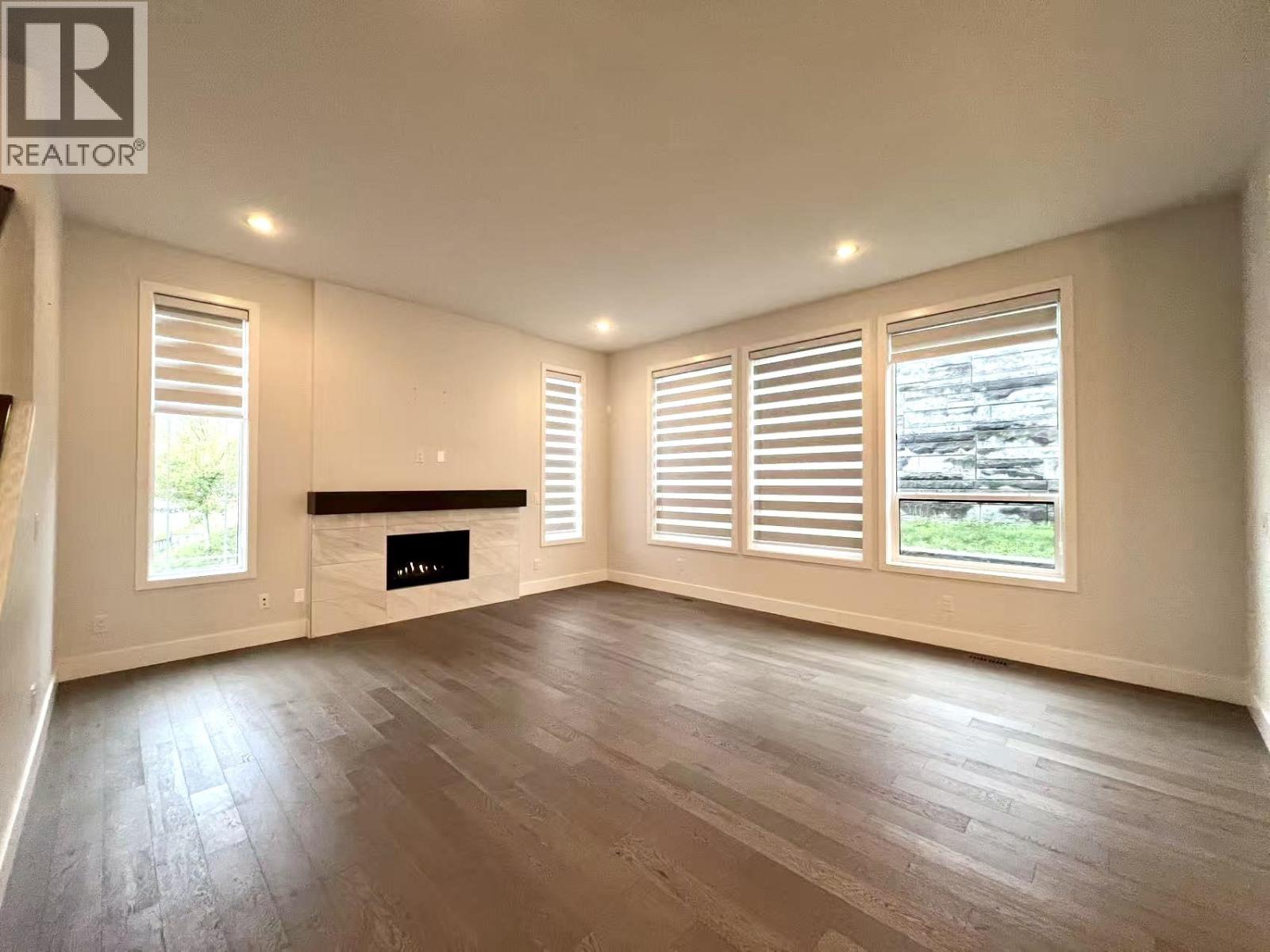 3561 SHEFFIELD AVENUE, Coquitlam