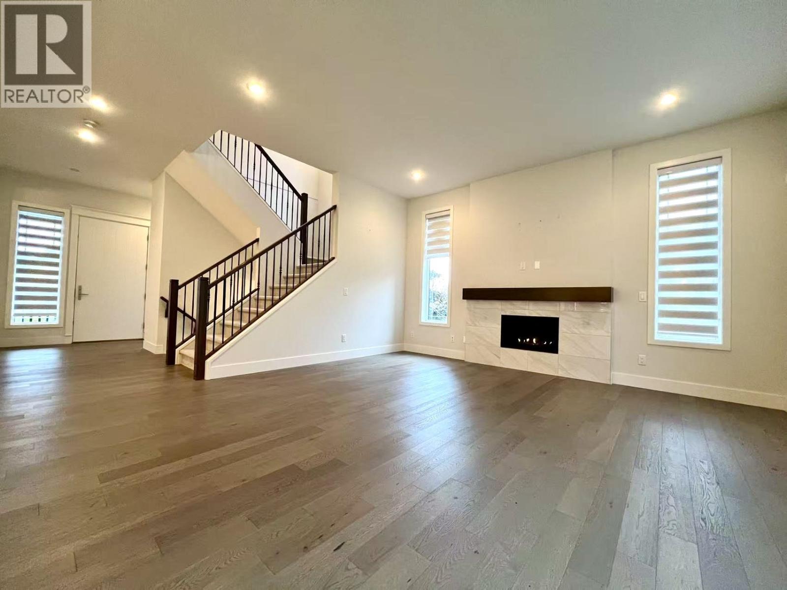 3561 SHEFFIELD AVENUE, Coquitlam