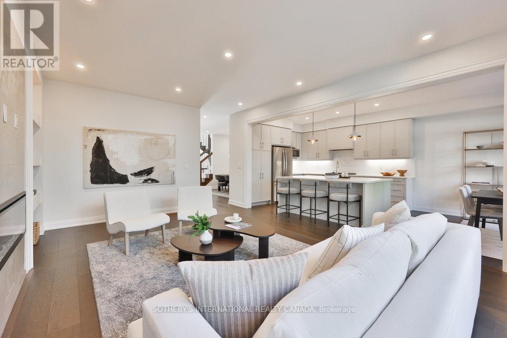 520 MARKAY COMMON - 9