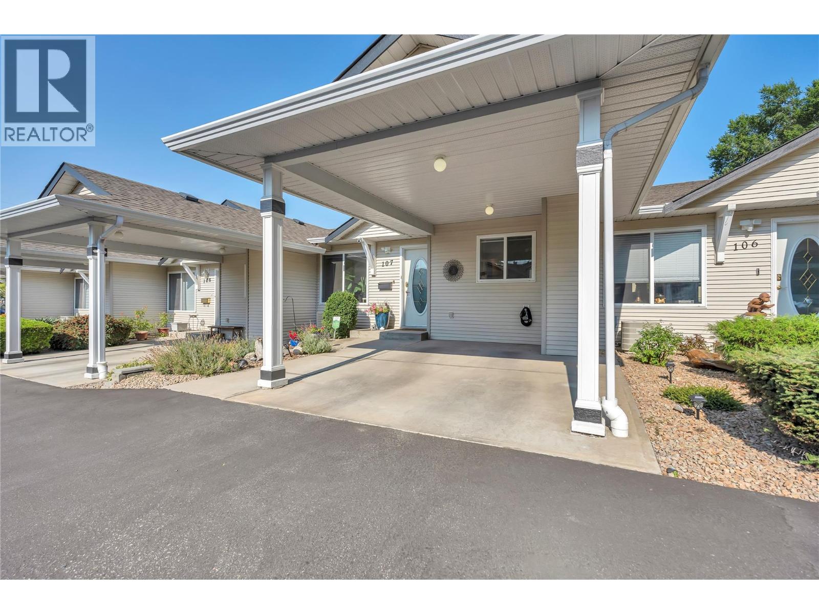 107 654 PICKERING Street, Penticton
