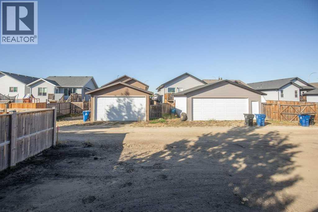 151 Cedar Square, Blackfalds