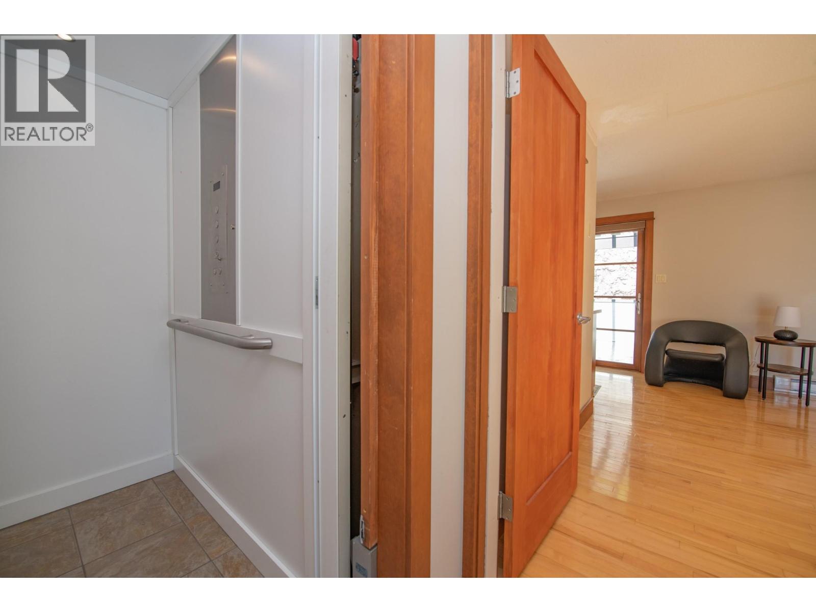 12 100 Kestrel Place, Vernon