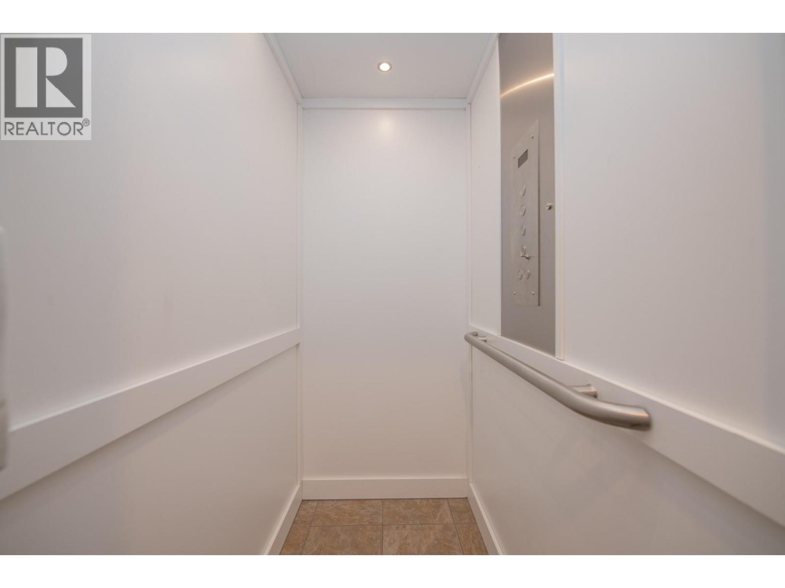 12 100 Kestrel Place, Vernon