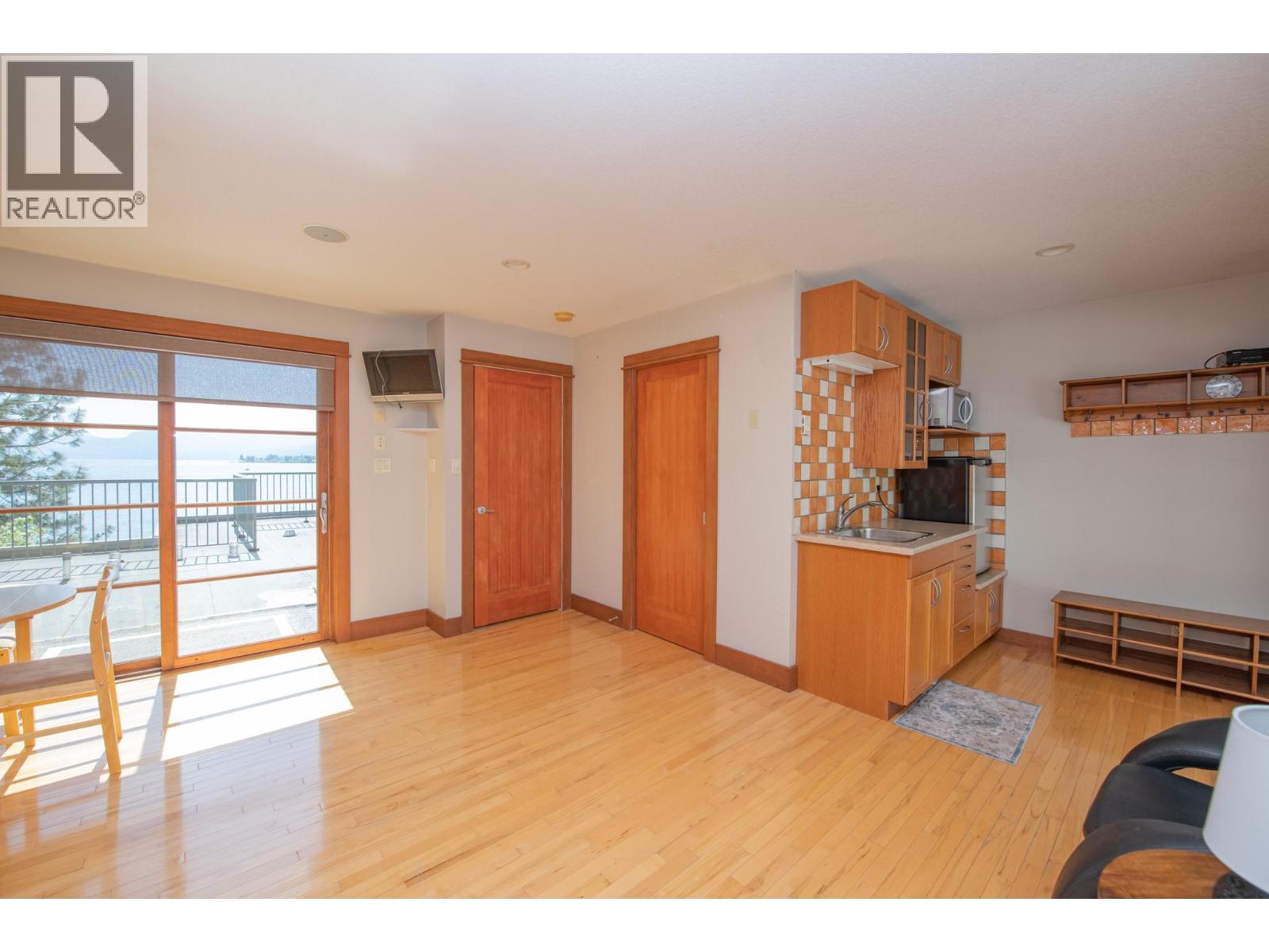 12 100 Kestrel Place, Vernon