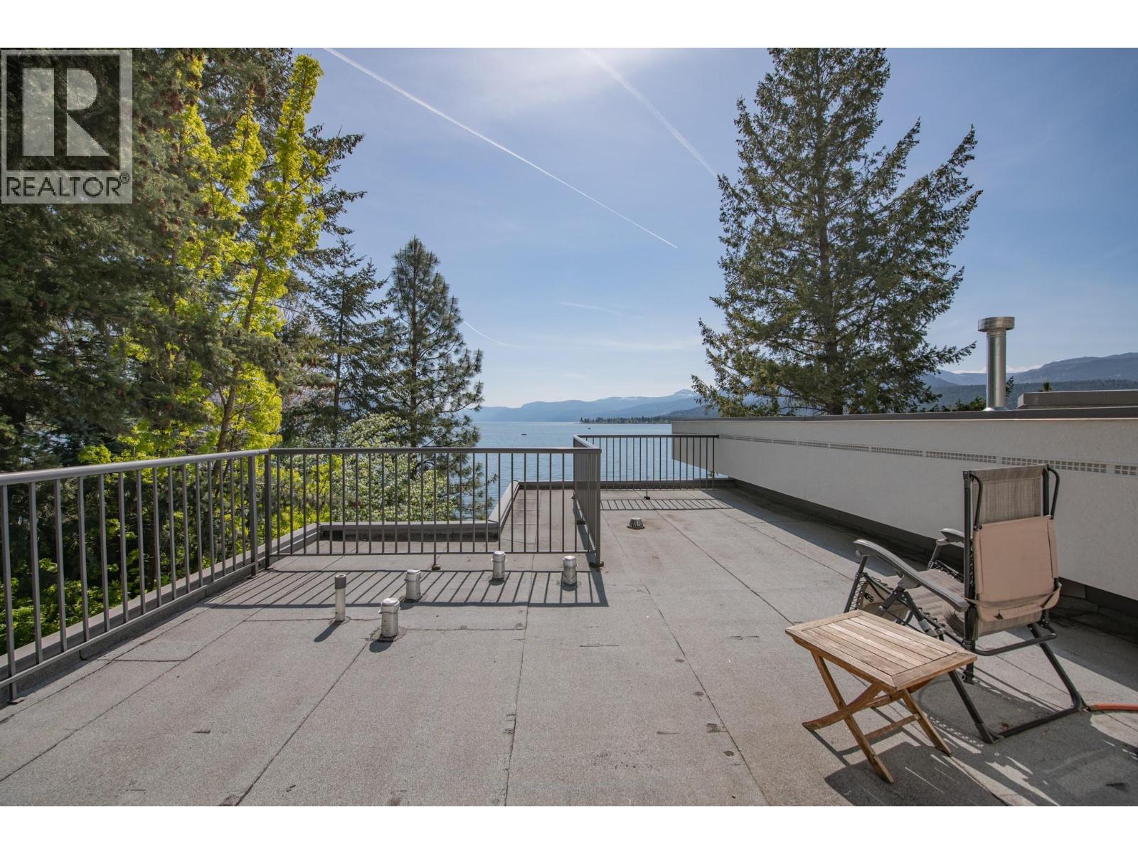 12 100 Kestrel Place, Vernon