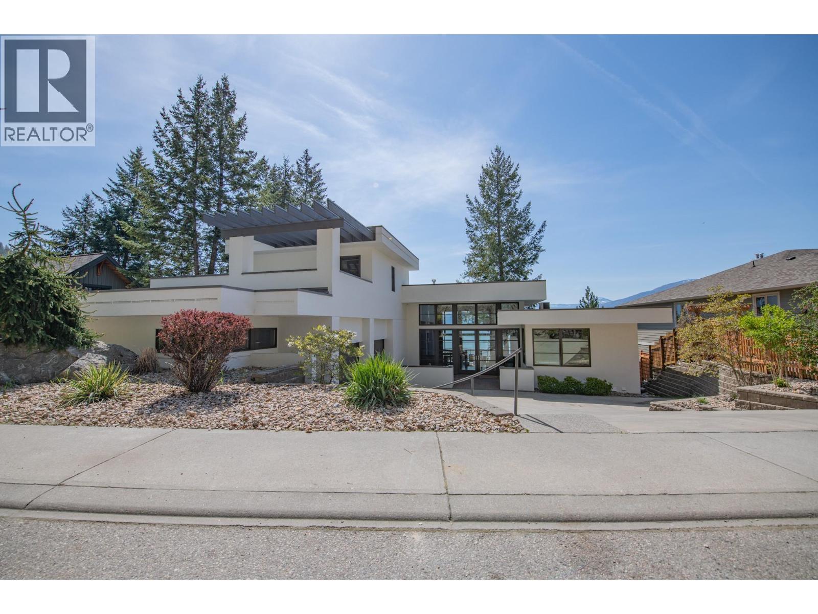 12 100 Kestrel Place, Vernon