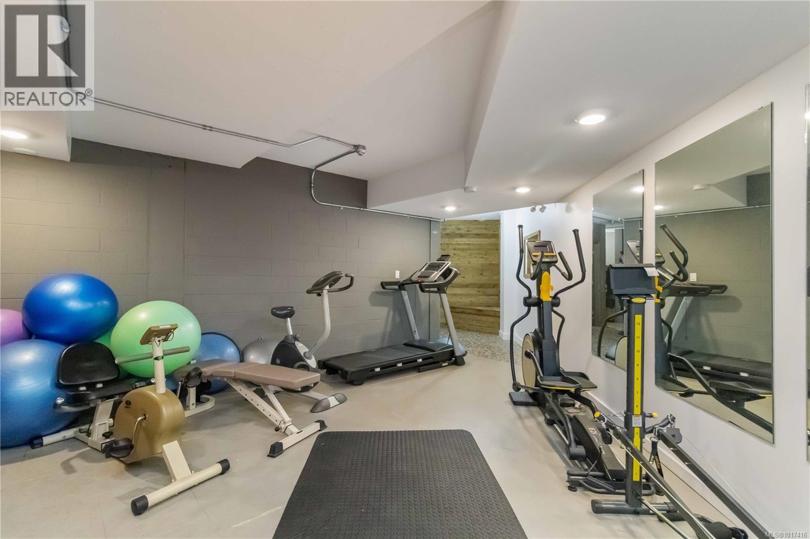 410 1433 Faircliff Lane, Victoria