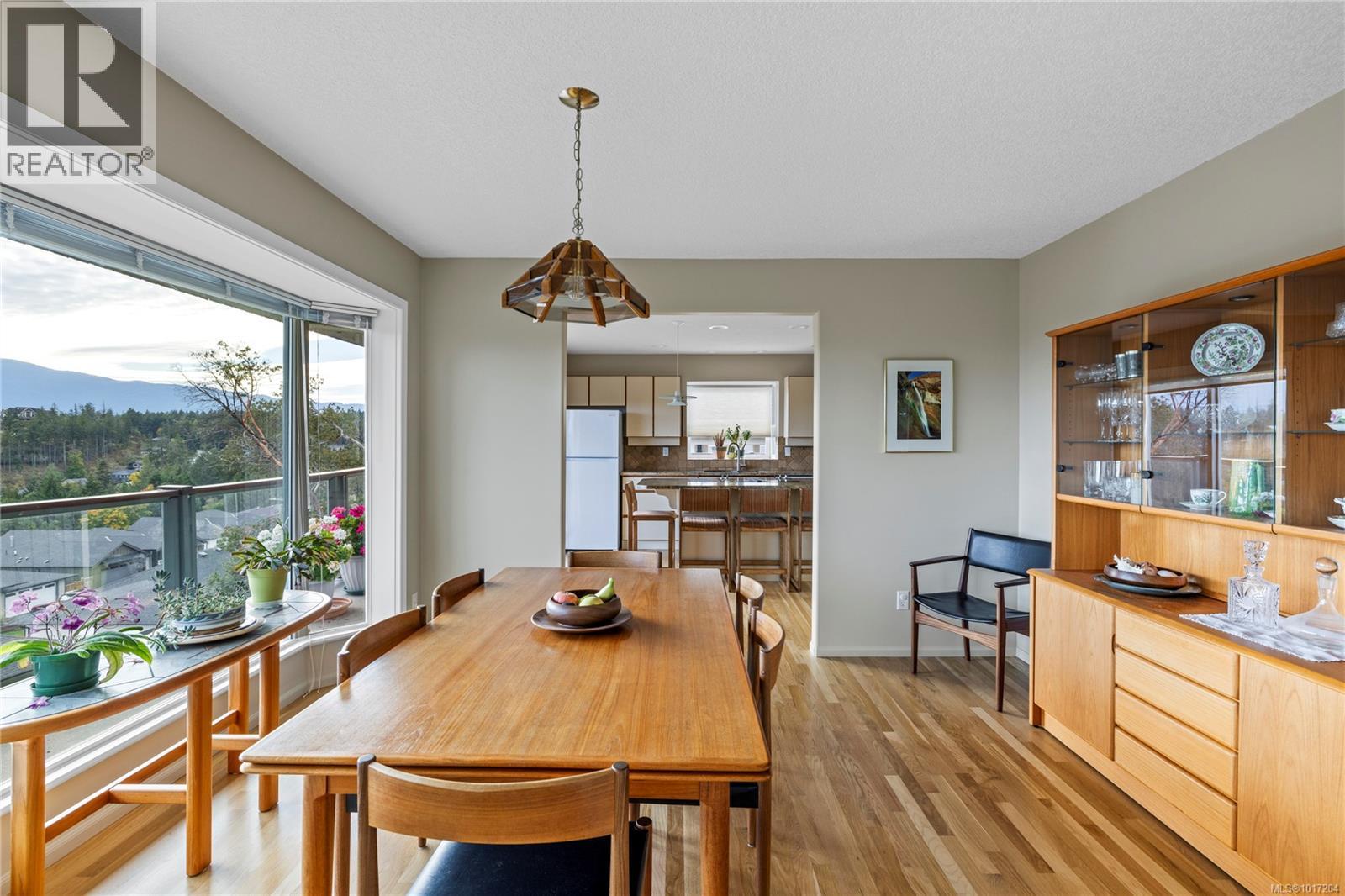 3656 Glen Oaks Dr, Nanaimo