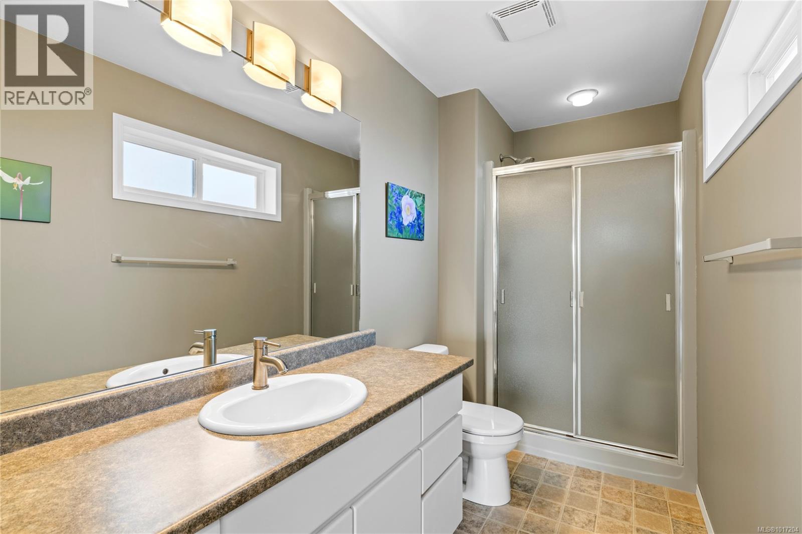 3656 Glen Oaks Dr, Nanaimo