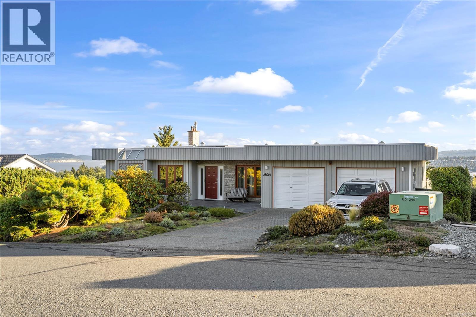 3656 Glen Oaks Dr, Nanaimo