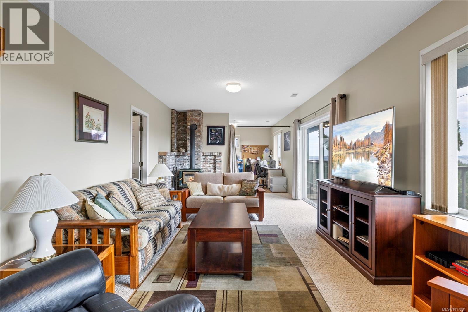 3656 Glen Oaks Dr, Nanaimo