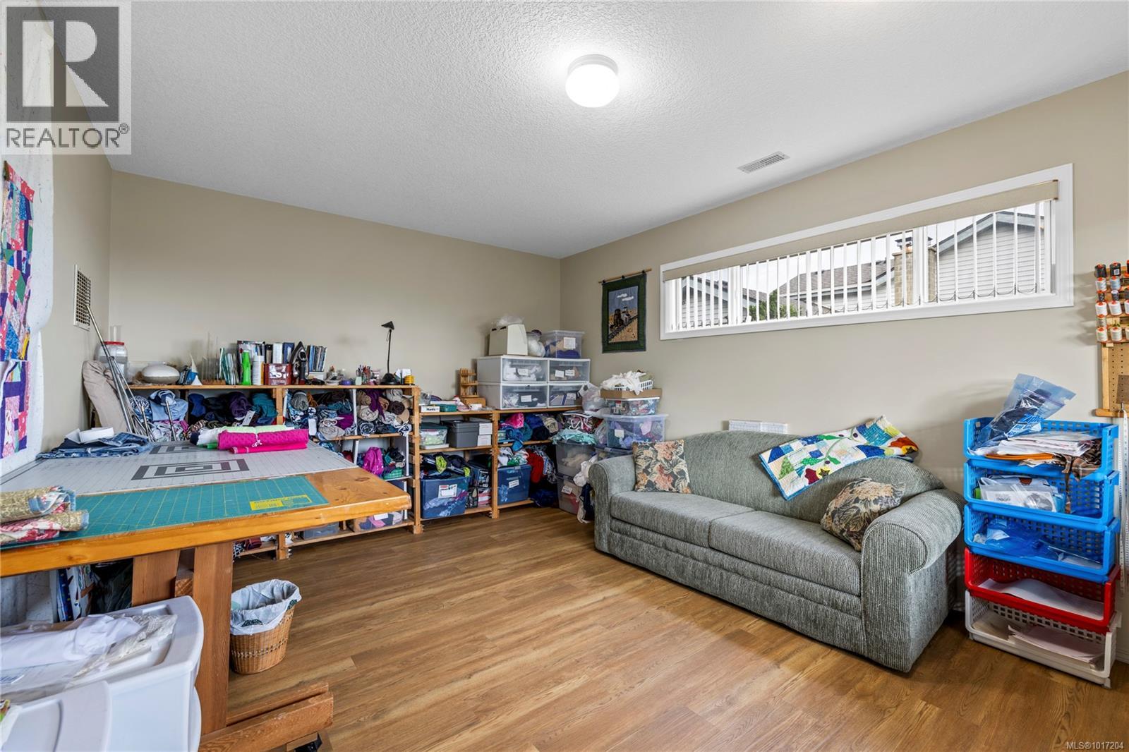 3656 Glen Oaks Dr, Nanaimo