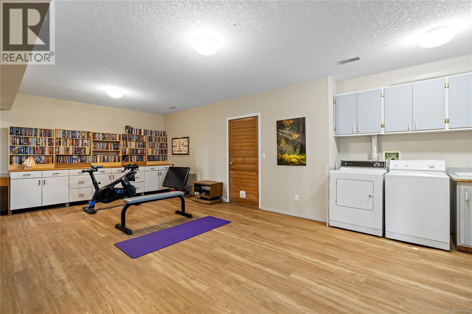 3656 Glen Oaks Dr, Nanaimo