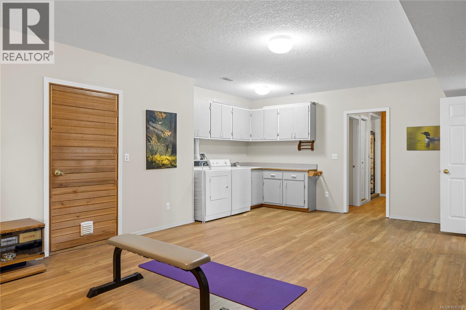 3656 Glen Oaks Dr, Nanaimo