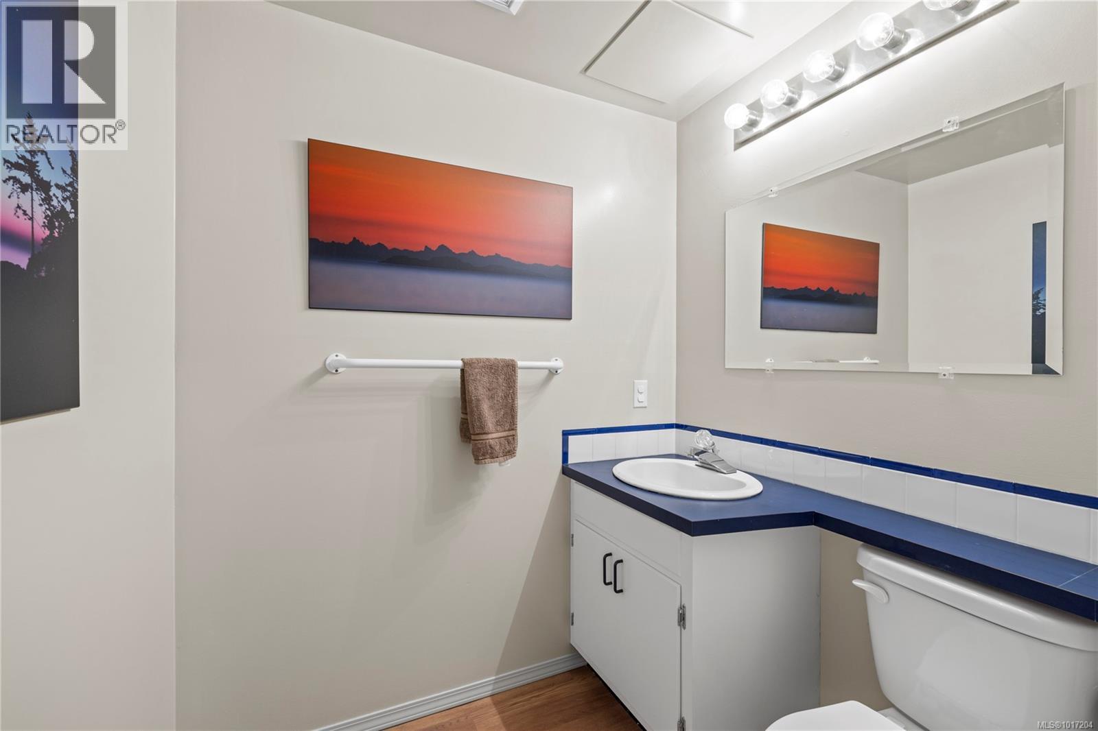 3656 Glen Oaks Dr, Nanaimo