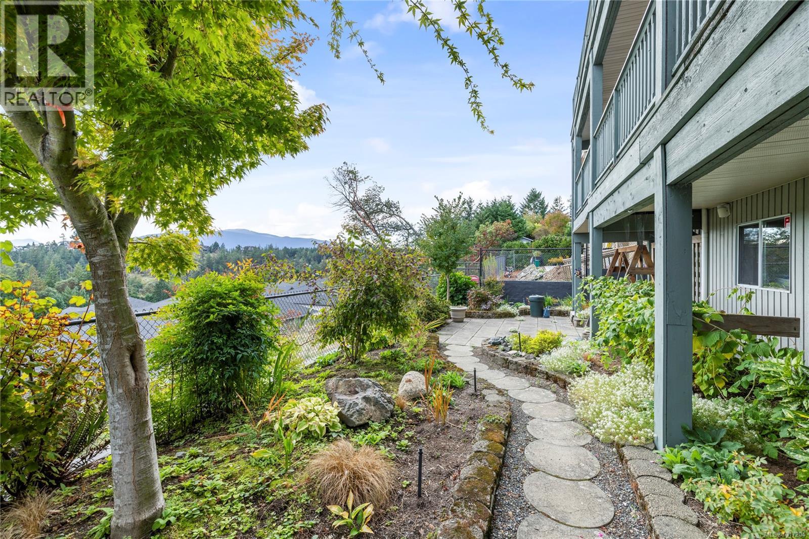 3656 Glen Oaks Dr, Nanaimo