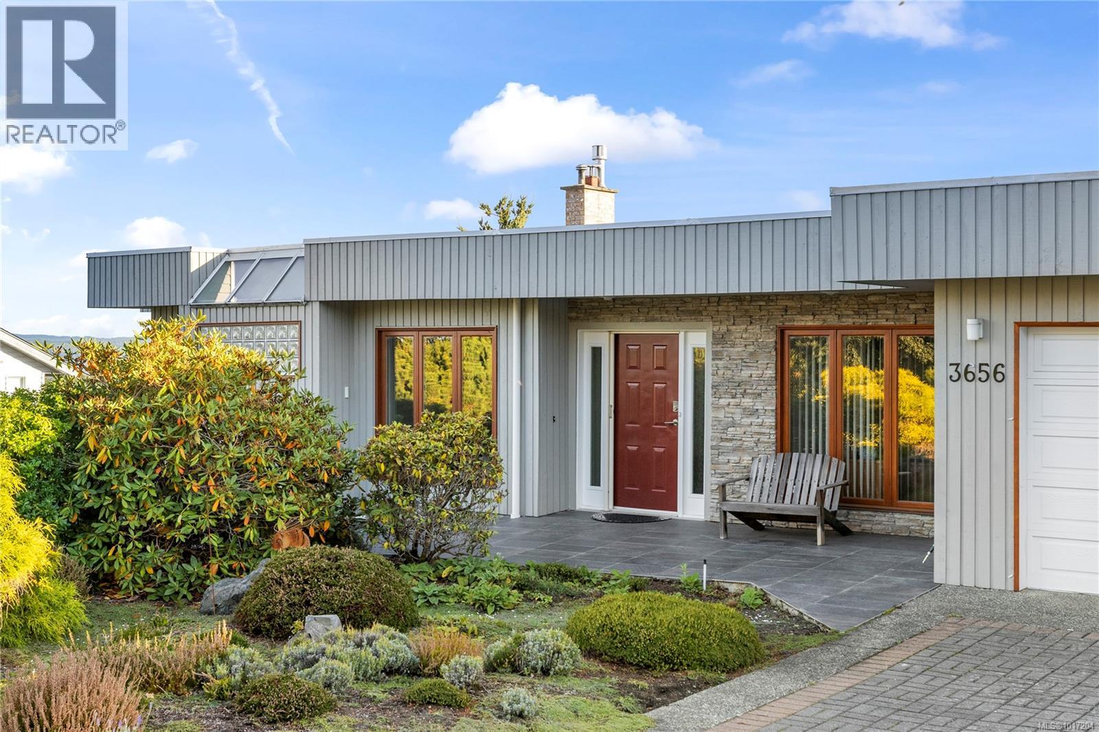 3656 Glen Oaks Dr, Nanaimo